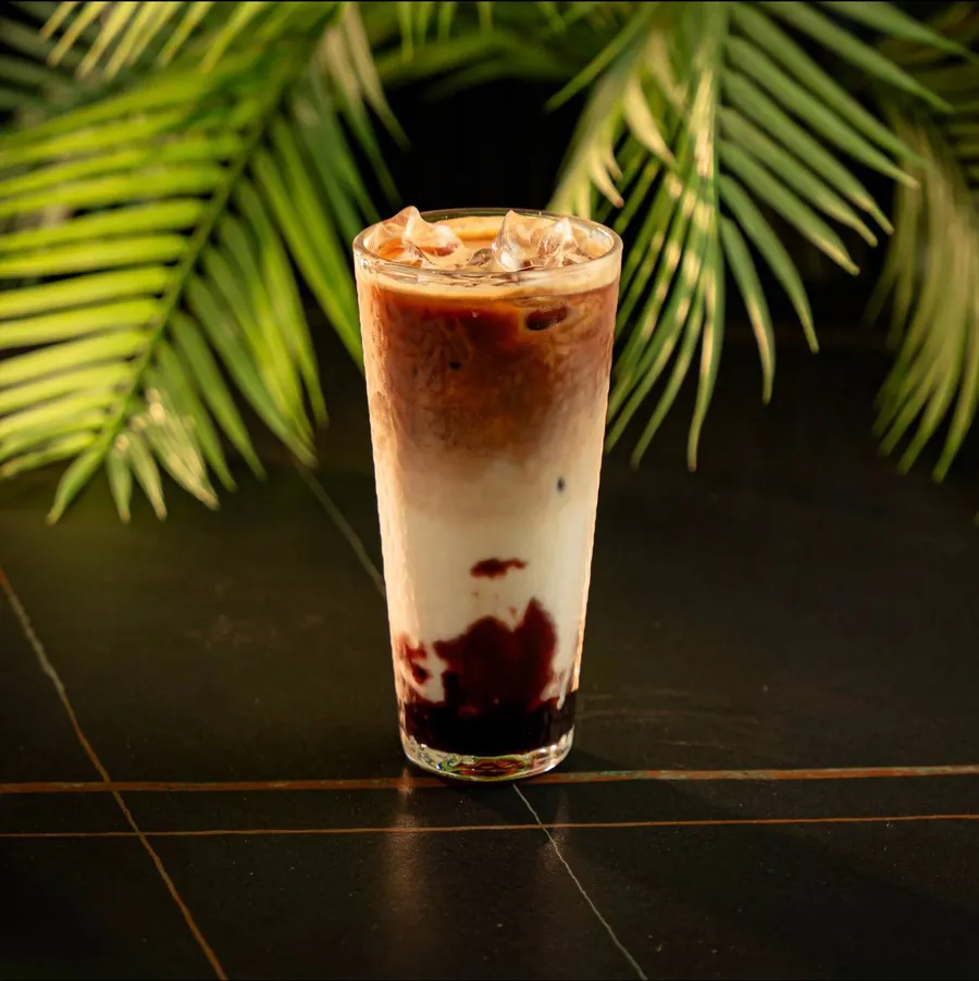 Iced Flamingo Latte