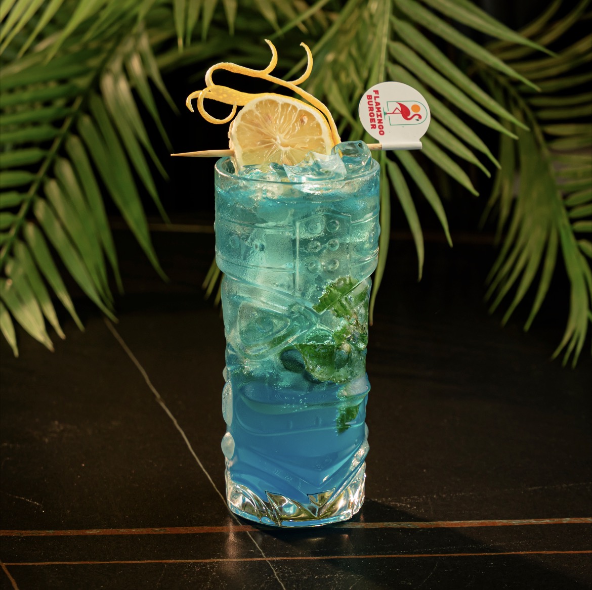 Blue Curaçao White Mojito