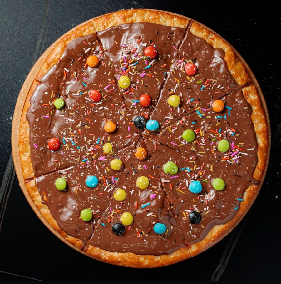 Dessert Pizza